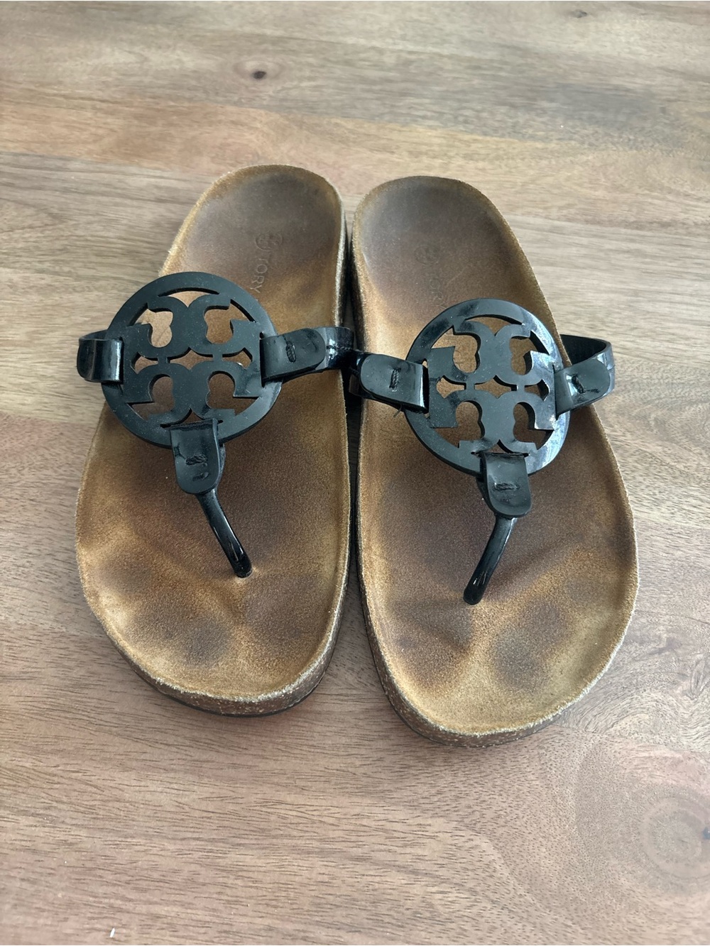 Tory Burch Miller Cloud thong black patent leather size 7.5